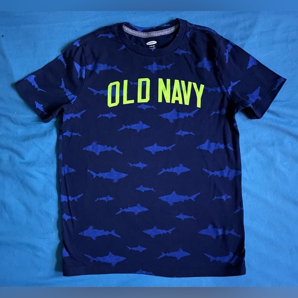 Old Navy boys T shirt - Picture 1 of 3
